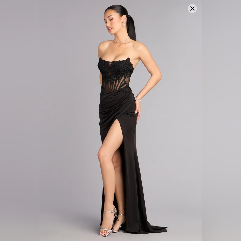 Windsor Black Strapless Gown with Lace Detail - Picture 2 of 5
